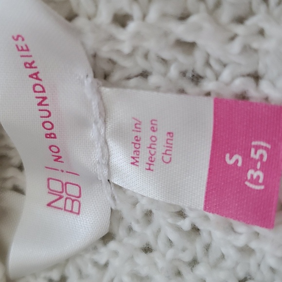 No Boundaries Fall color block knit pullover sweater. Size small juniors - Picture 9 of 9